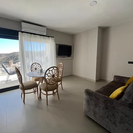 La Lipa Aparthotel *